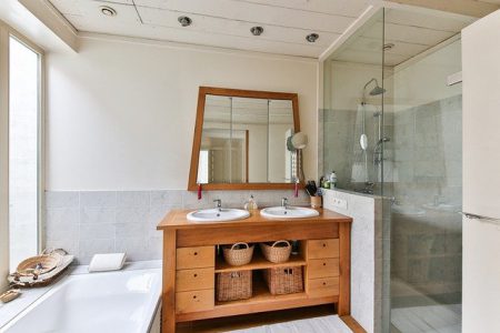 Tub to Shower Conversion – The Pros and Cons to Consider